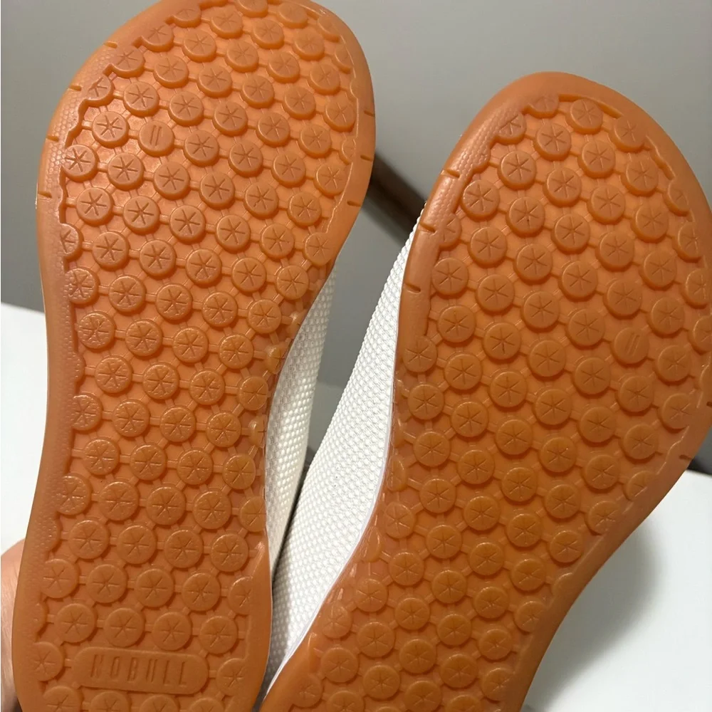 NOBULL White Knit Trainer with Gum-Toned Sole M7 W8.5 - Picture 3 of 5